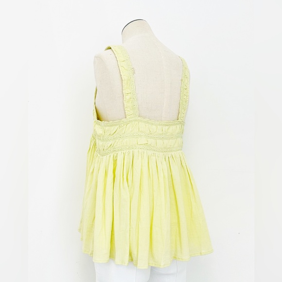 BY TOGETHER LEMON SLEEVELESS LACE DETAIL TANK TOP - Picture 5 of 5